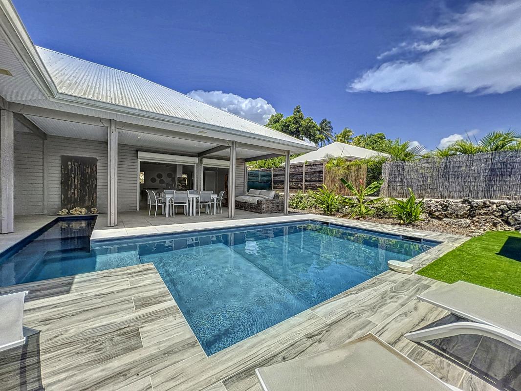 Location villa Sainte Anne Guadeloupe_karukera-vue ensemble