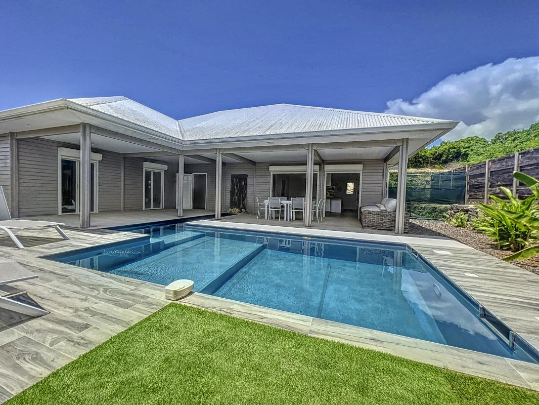 Location villa Sainte Anne Guadeloupe_Piscine