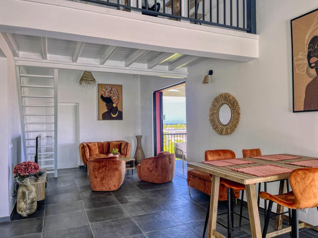 Location villa 10 personnes Sainte Anne Guadeloupe_salon vue mer