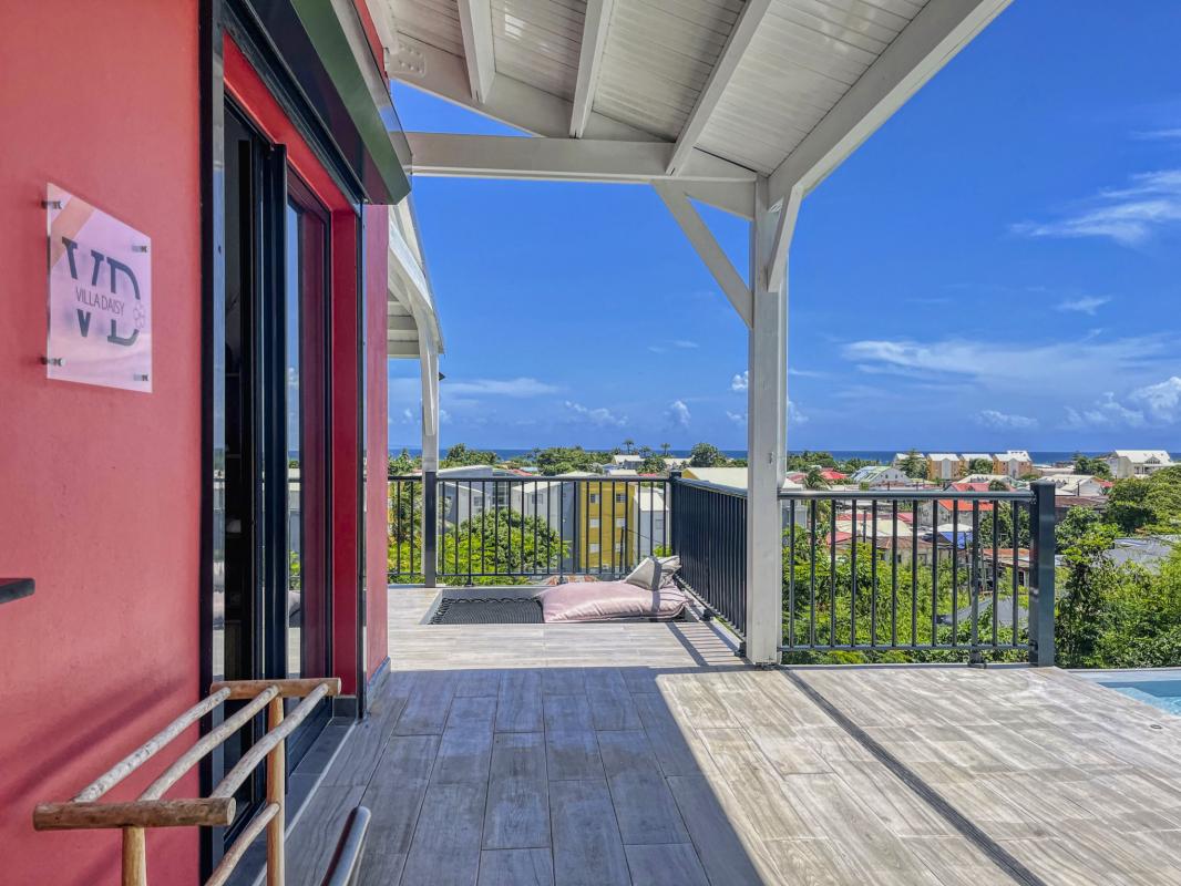 Location villa 10 personnes Sainte Anne Guadeloupe_terrasse vue mer