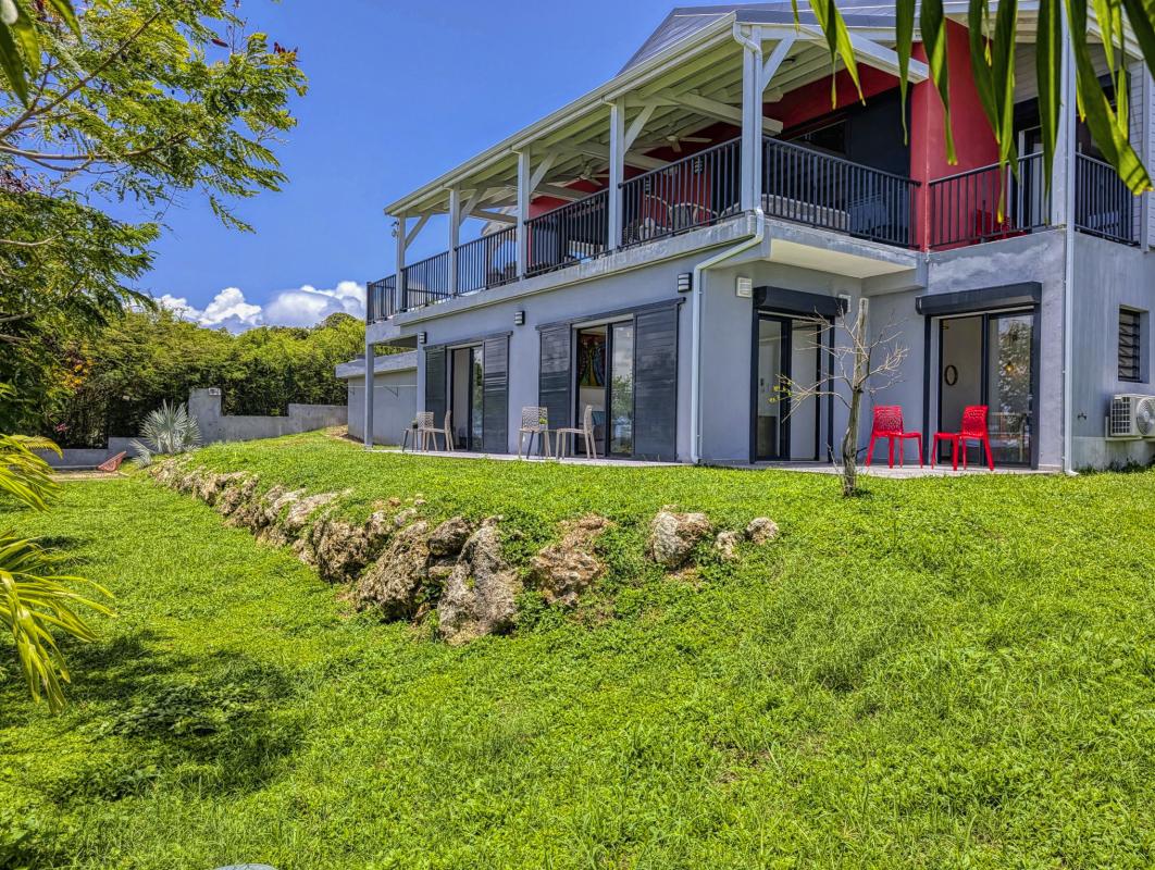 Location villa 10 personnes Sainte Anne Guadeloupe_vue d'ensemble