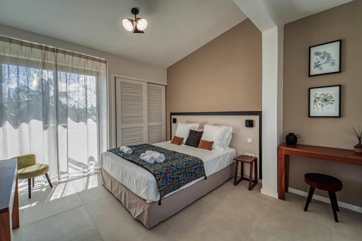 Location villa piscine vue mer 9 chambres Sainte Anne Guadeloupe_Chambre 5