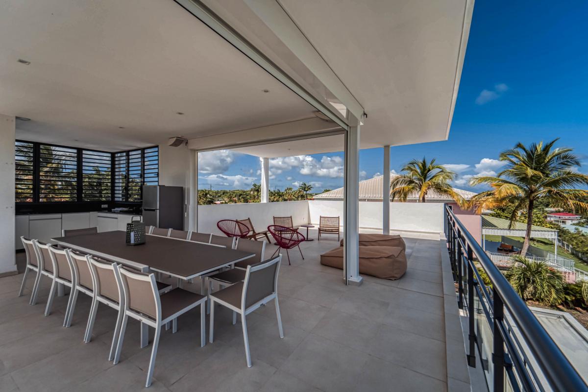 Location villa piscine vue mer 9 chambres Sainte Anne Guadeloupe_roof top