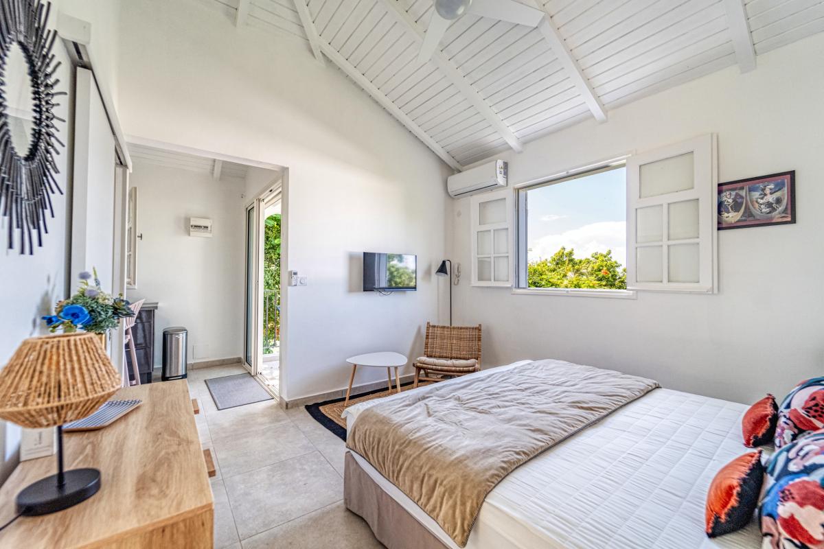 Location villa piscine vue mer 9 chambres Sainte Anne Guadeloupe_Studio 2