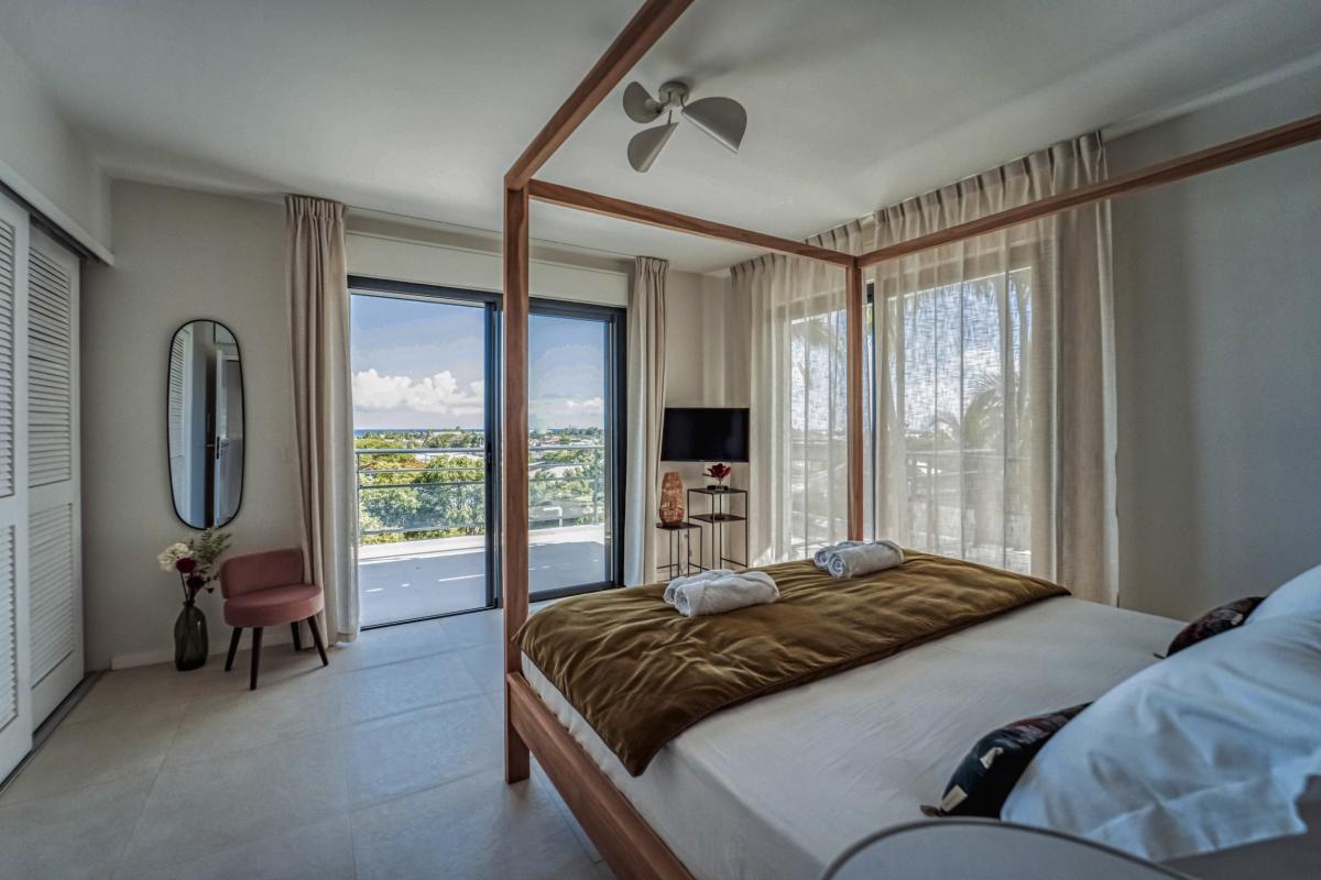 Location villa piscine vue mer 9 chambres Sainte Anne Guadeloupe_Suite Parentale