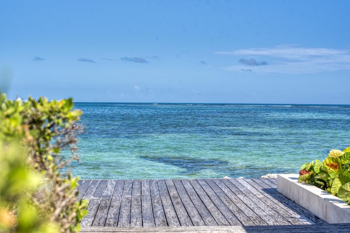 Location appartement pieds dans l'eau Sainte Anne Guadeloupe_mer