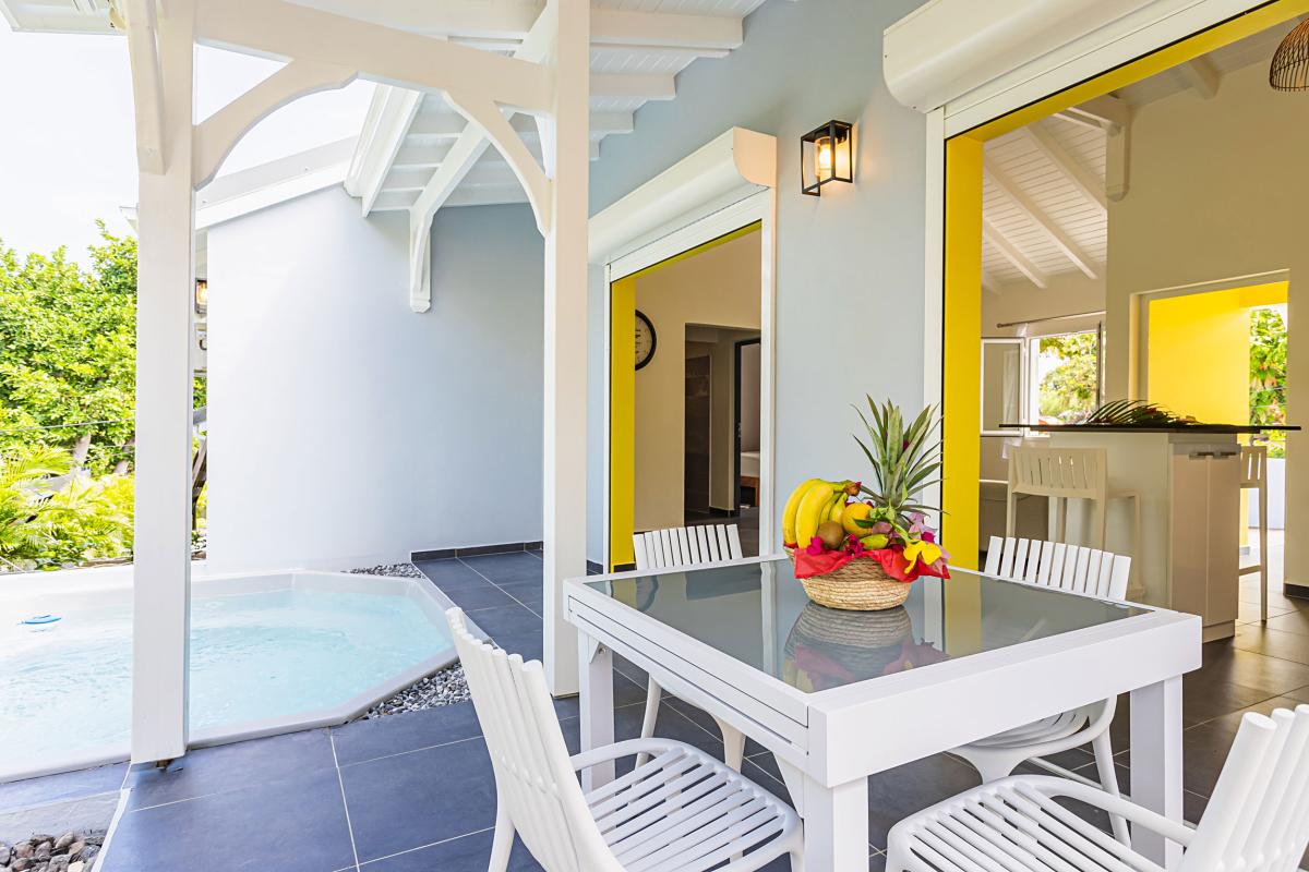 Location villa 2 chambres piscine proche plage Ste Anne Guadeloupe - Piscine