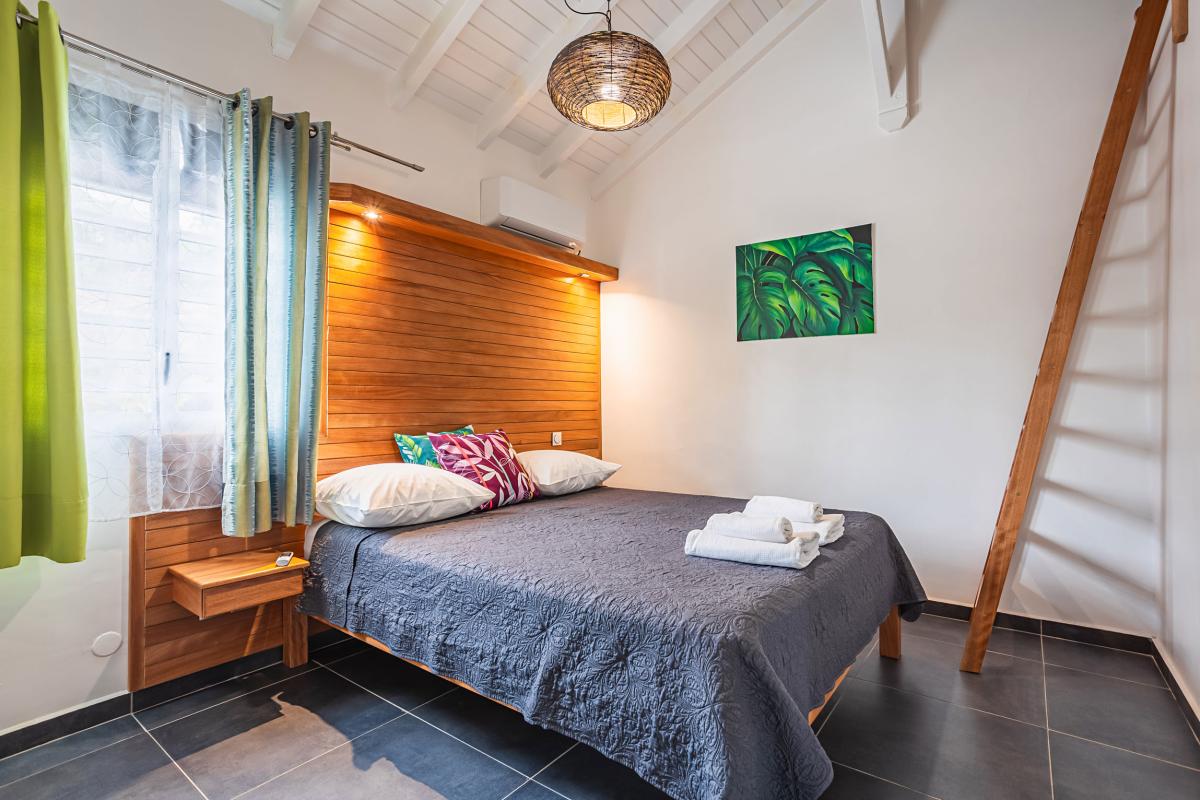 Location villa piscine proche plage Ste Anne Guadeloupe - Chambre