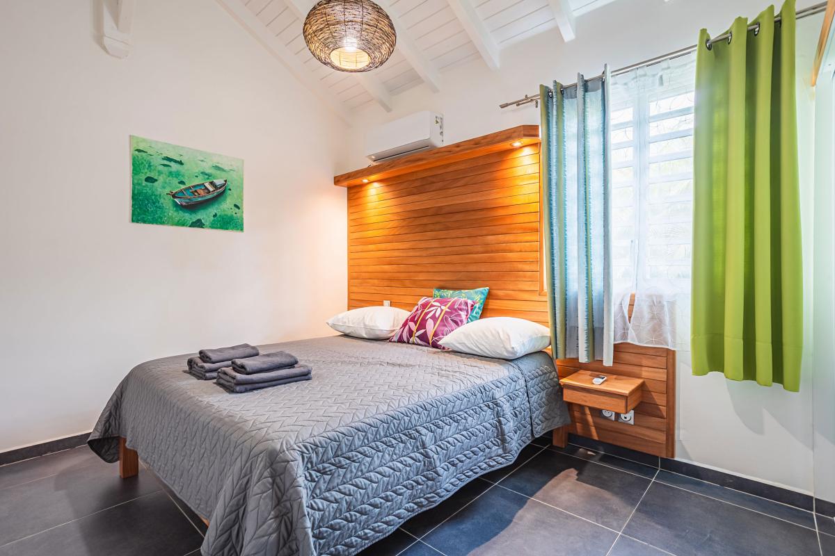 Location villa piscine proche plage Ste Anne Guadeloupe - Chambre