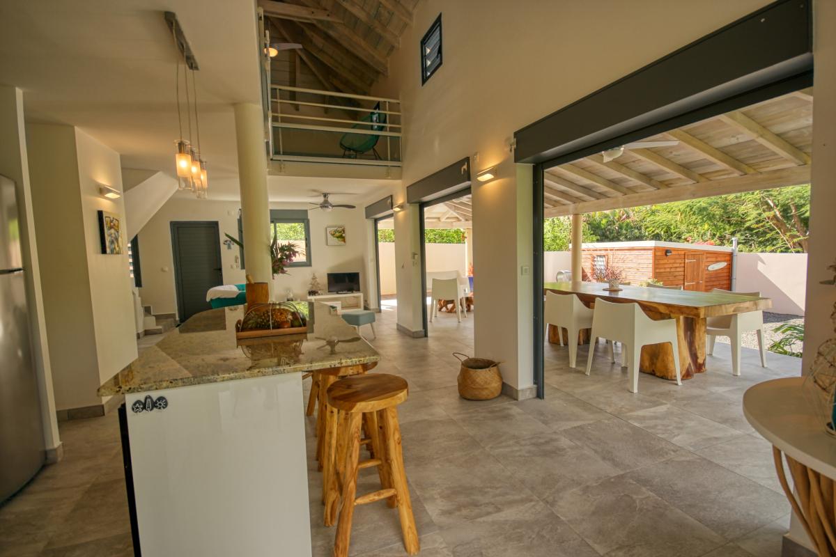 For rent in Guadeloupe villa with jacuzzi - Living Room