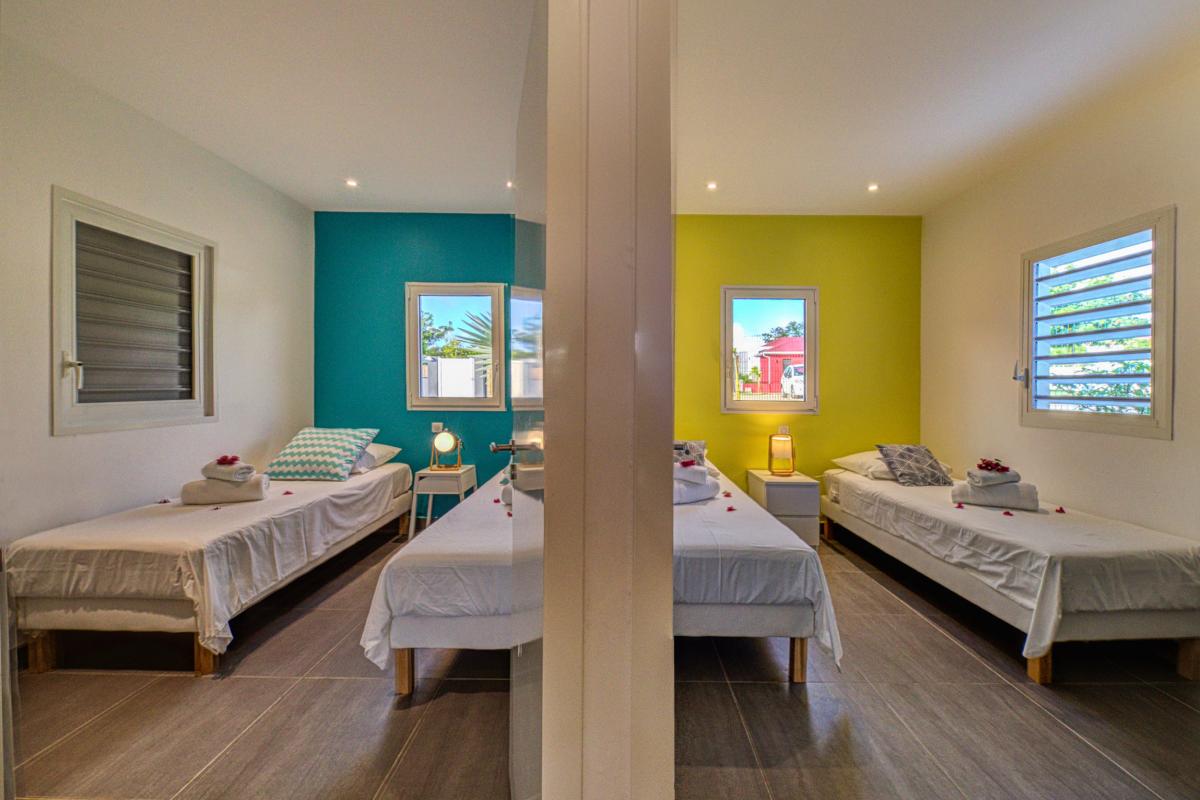  Luxury Villa for rent in Guadeloupe - Red Room