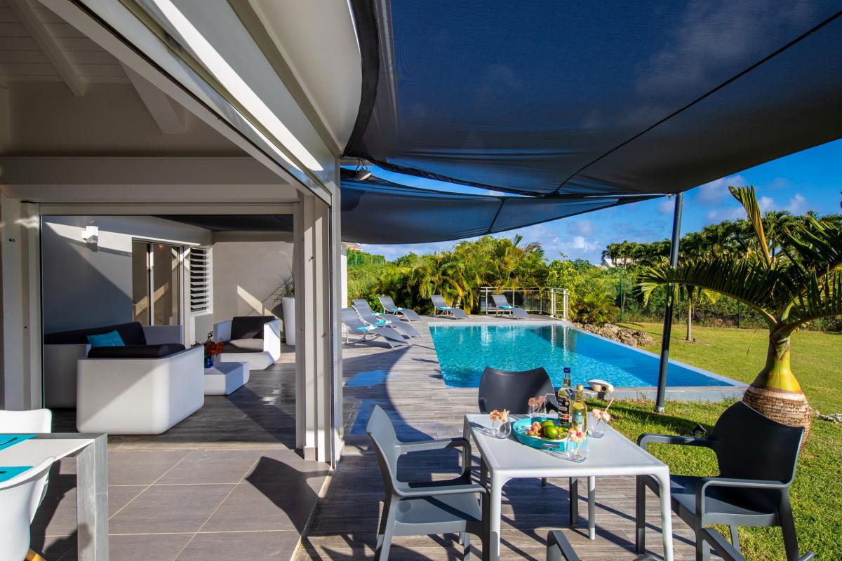 Luxury villa for rent in Guadeloupe - Living room