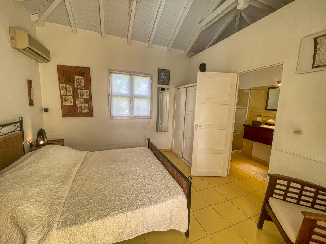 Villa à 50m de la plage à louer à Saint François Guadeloupe_chambre 1