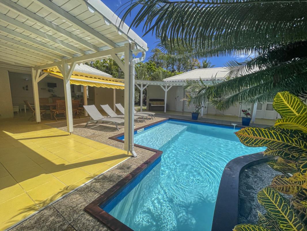 Villa à 50m de la plage à louer à Saint François Guadeloupe_exterieurs