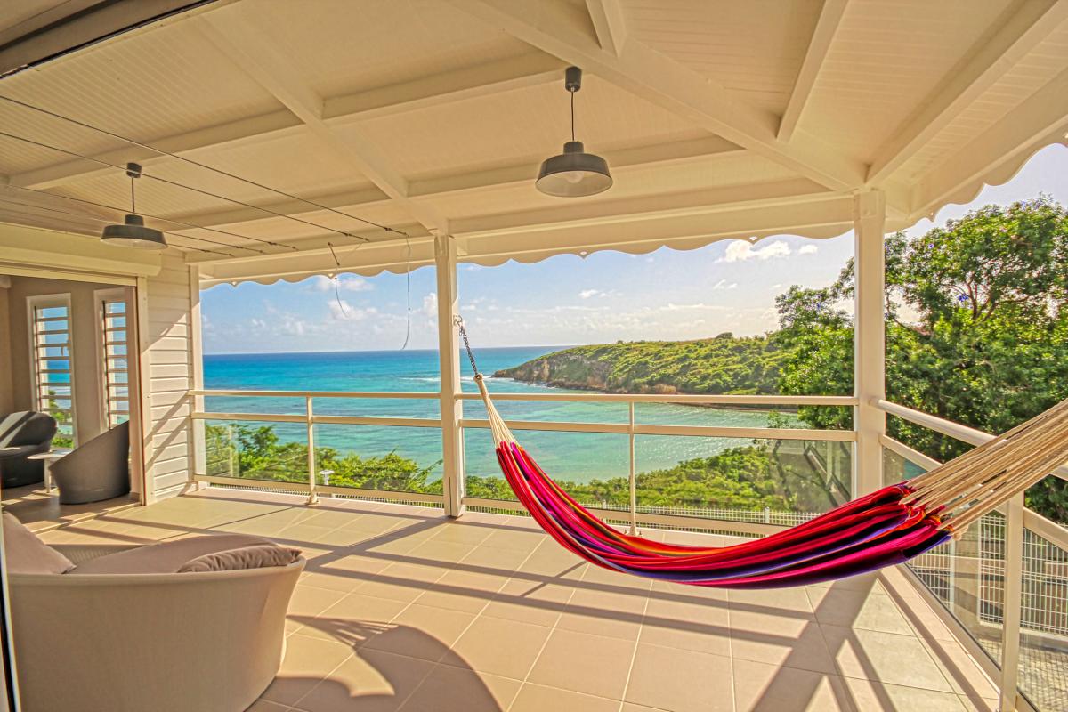 Location villa en Guadeloupe avec vue mer 180° - Vue d'ensemble