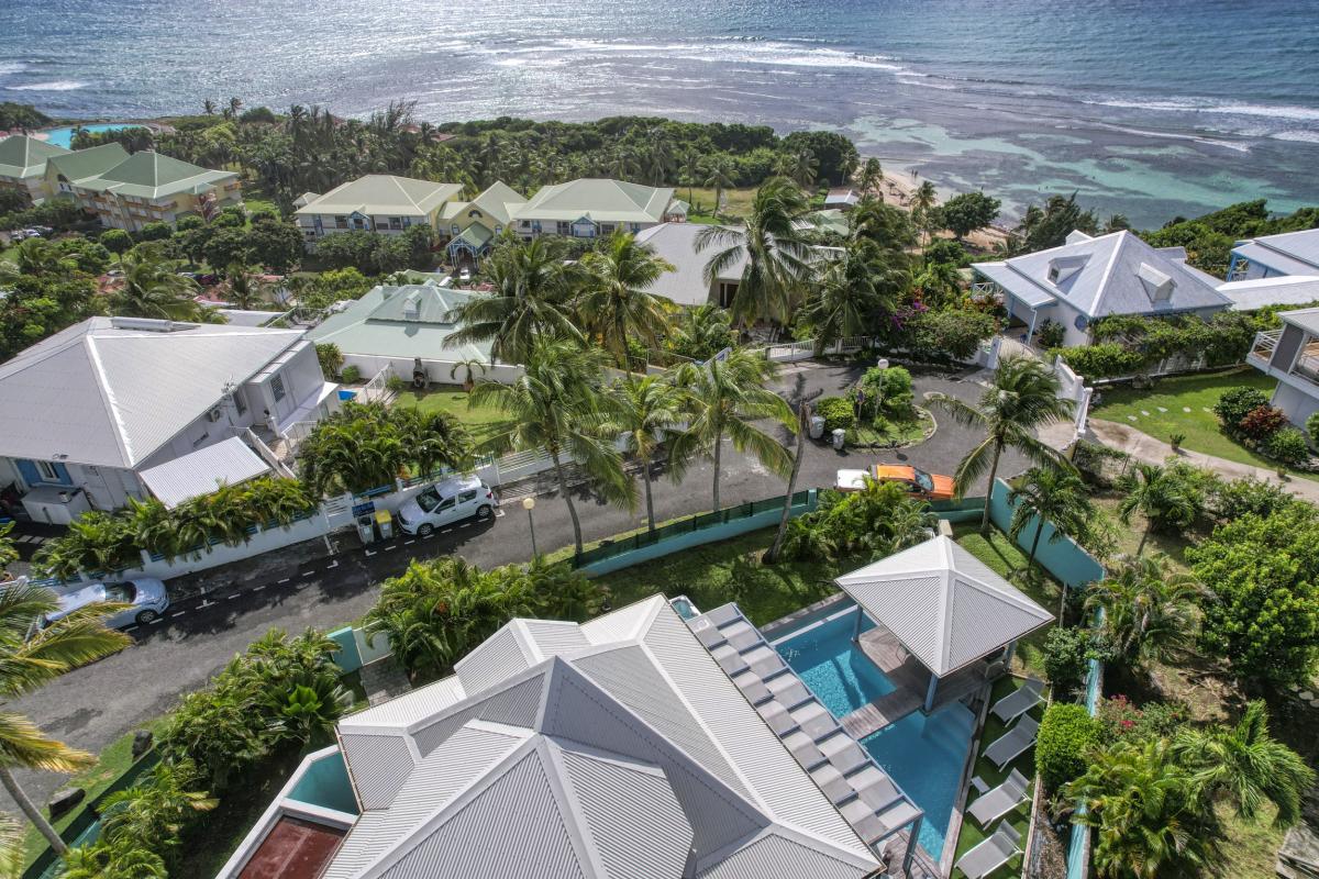 Location villa 4 chambres proximité plage vue mer à St François Guadeloupe__drone