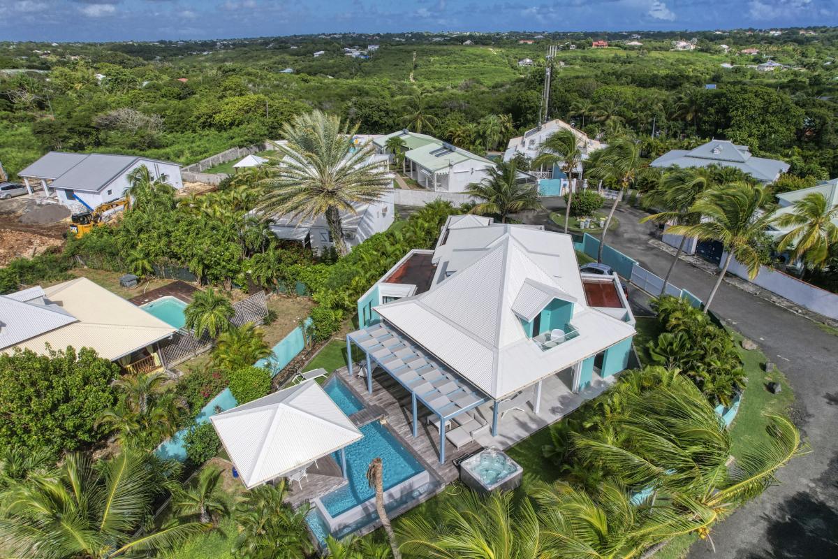 Location villa 4 chambres proximité plage vue mer à St François Guadeloupe__drone