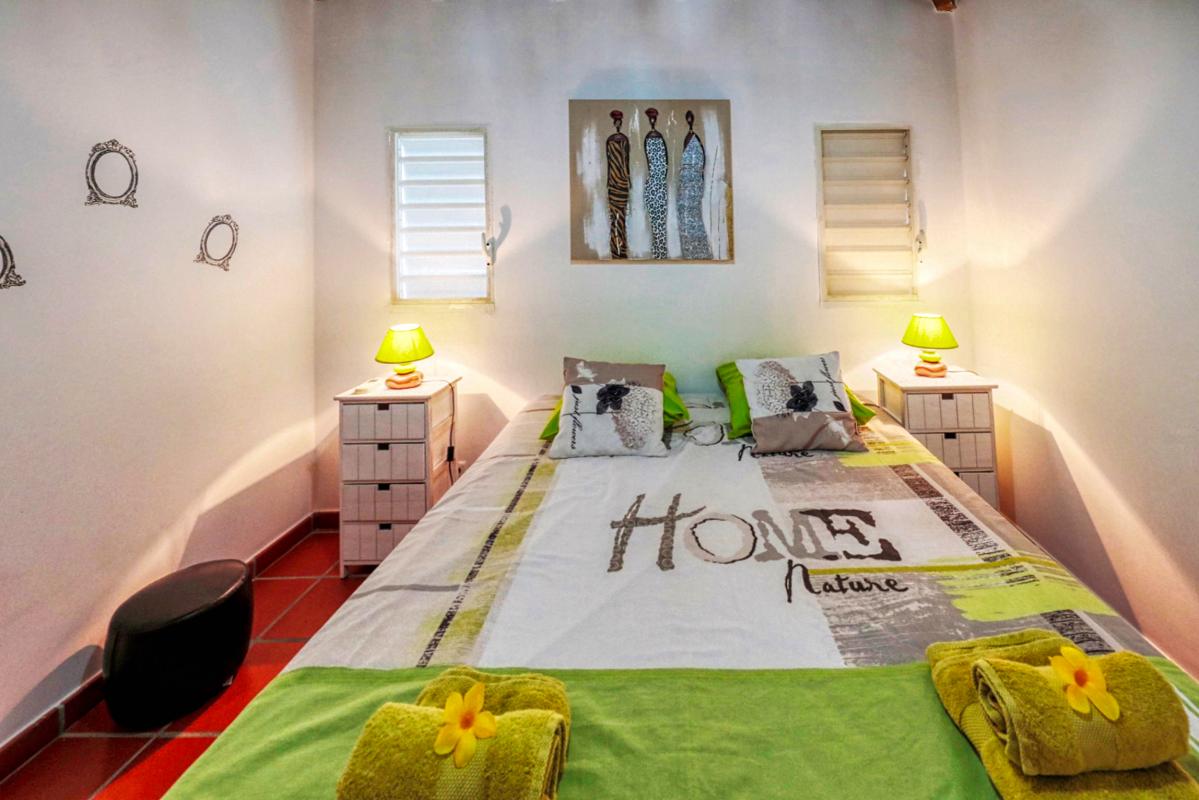 Location villa avec piscine en Guadeloupe - Chambre 2