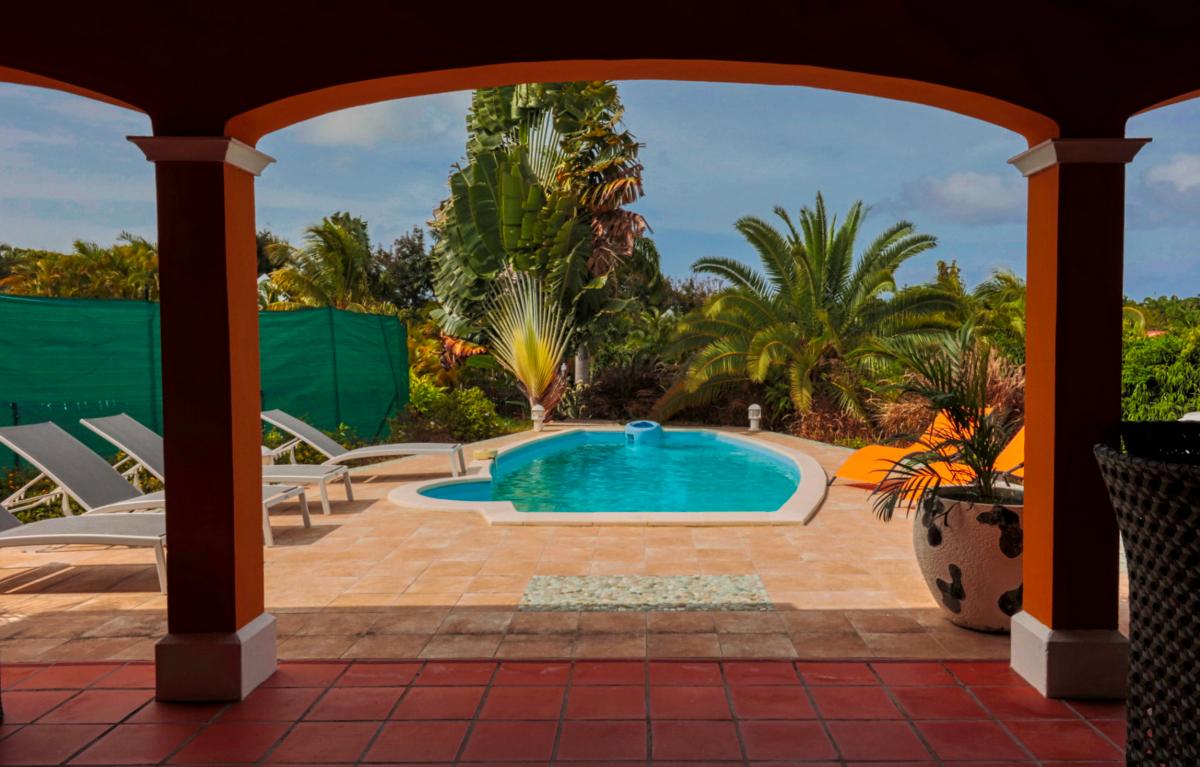 Location villa avec piscine en Guadeloupe - Vue d'ensemble