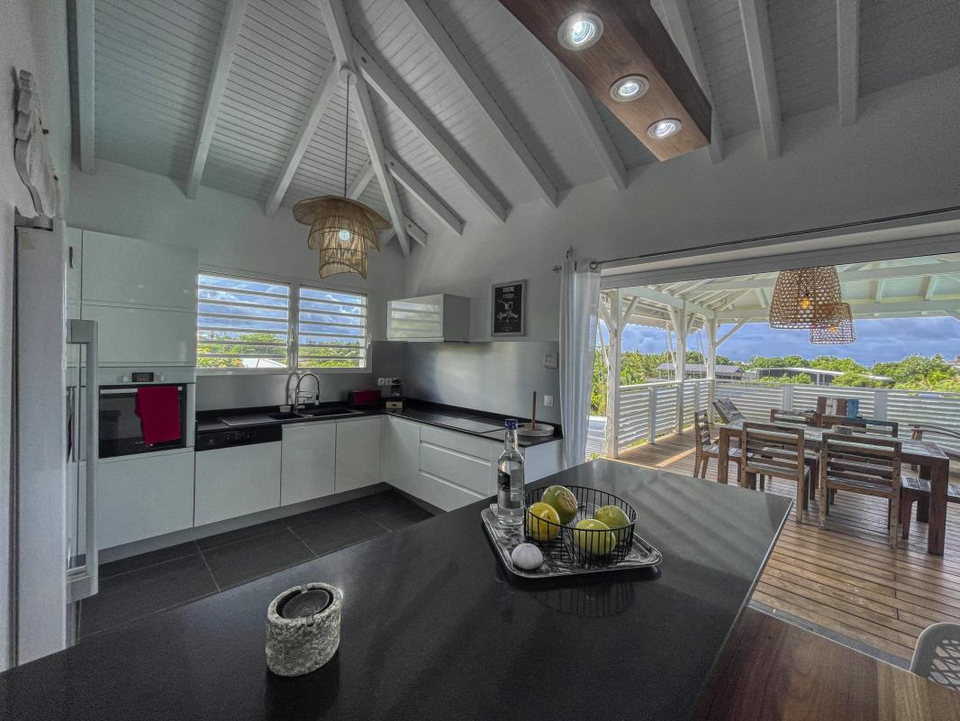 Location Villa 6 personnes avec piscine Saint François Guadeloupe-cuisine