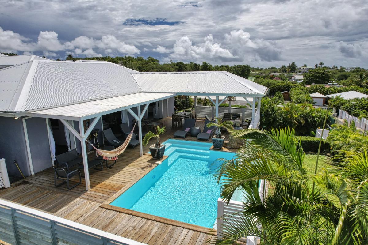 Location Villa 6 personnes avec piscine Saint François Guadeloupe-piscine