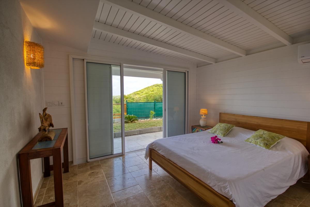 Location villa 3 chambres pour 4-6 personnes à St François en Guadeloupe avec vue mer et piscine