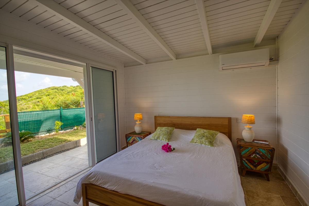 Location villa 3 chambres pour 4-6 personnes à St François en Guadeloupe avec vue mer et piscine