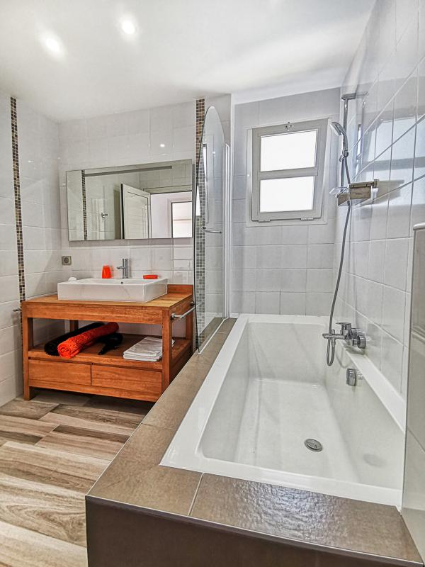 Location Villa Guadeloupe Saint François - Villa 4 chambres 8 personnes - Piscine - Vue Mer - Les pieds dans l'eau