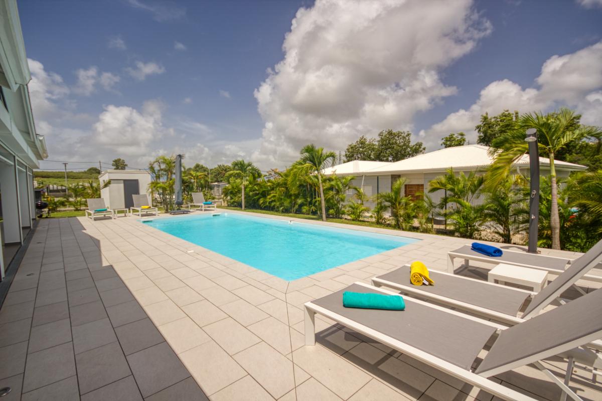 Villa 4 chambres pour 8 personnes avec piscine à louer à saint françois en guadeloupe