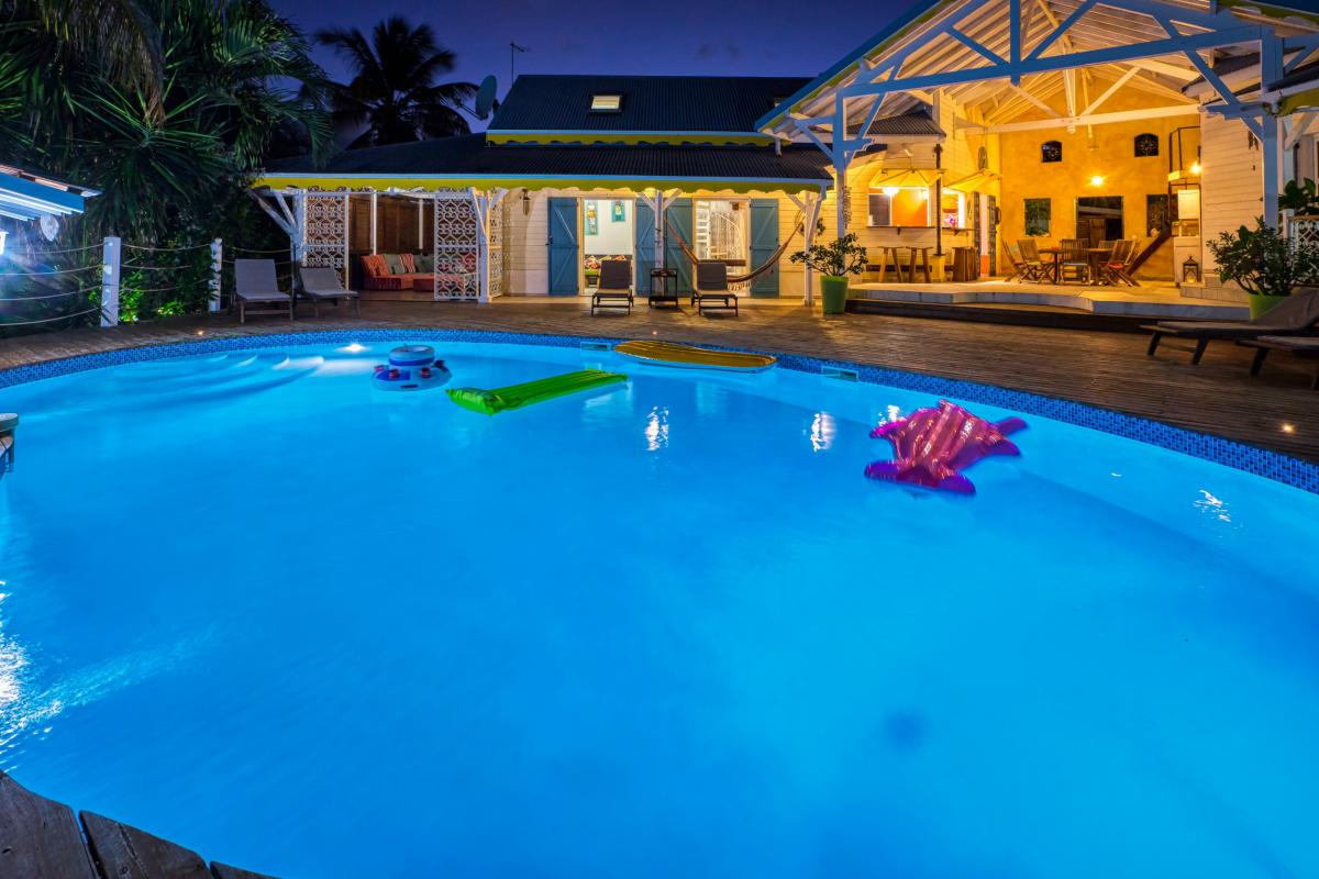 Location villa 7 chambres pour 16 personnes avec piscine Saint François Guadeloupe