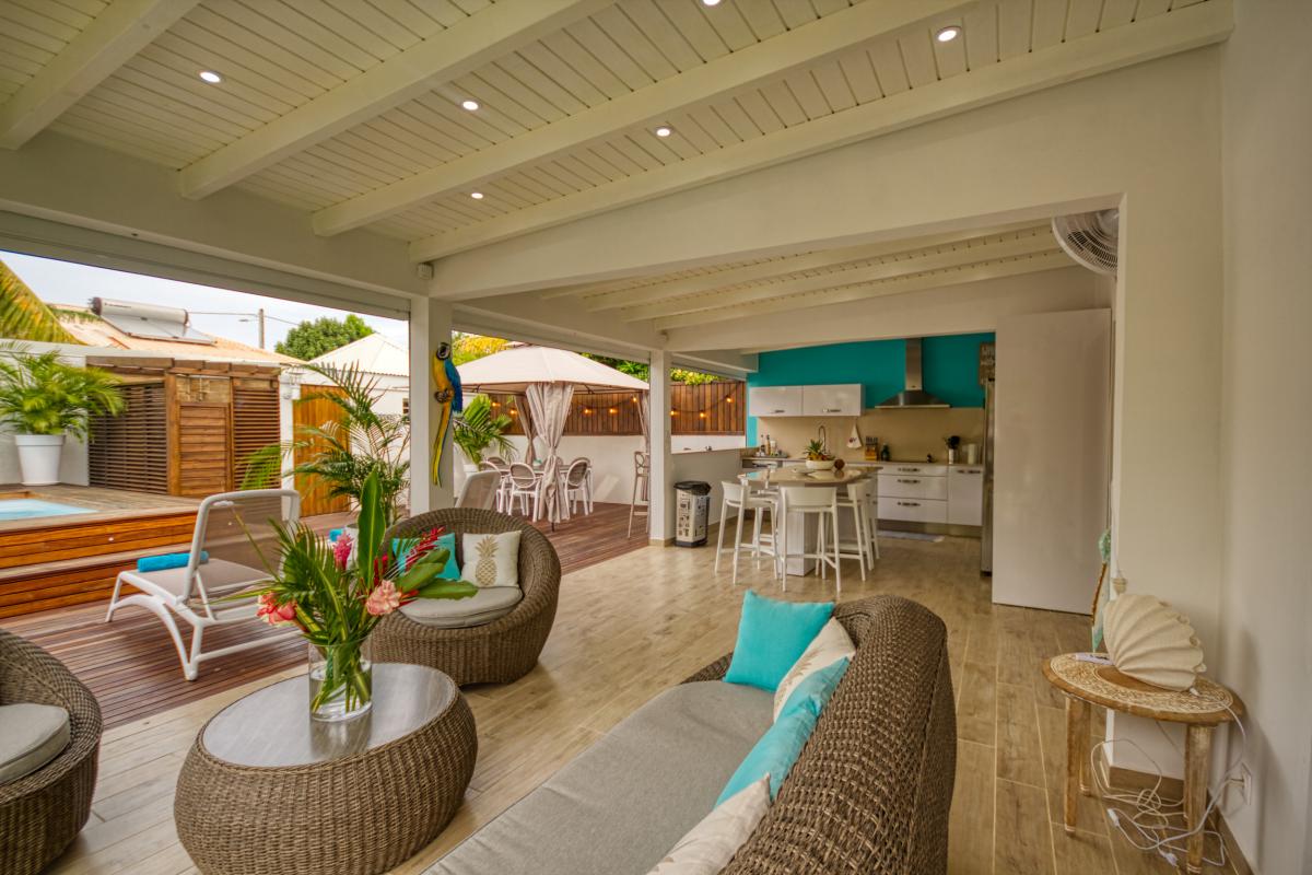 Location villa 3 chambres pour 6 personnes avec piscine à proximité de la plage à St François en Guadeloupe