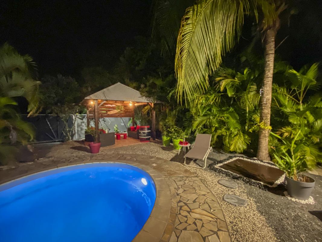 Location Villa Saint François Guadeloupe__piscine de nuit
