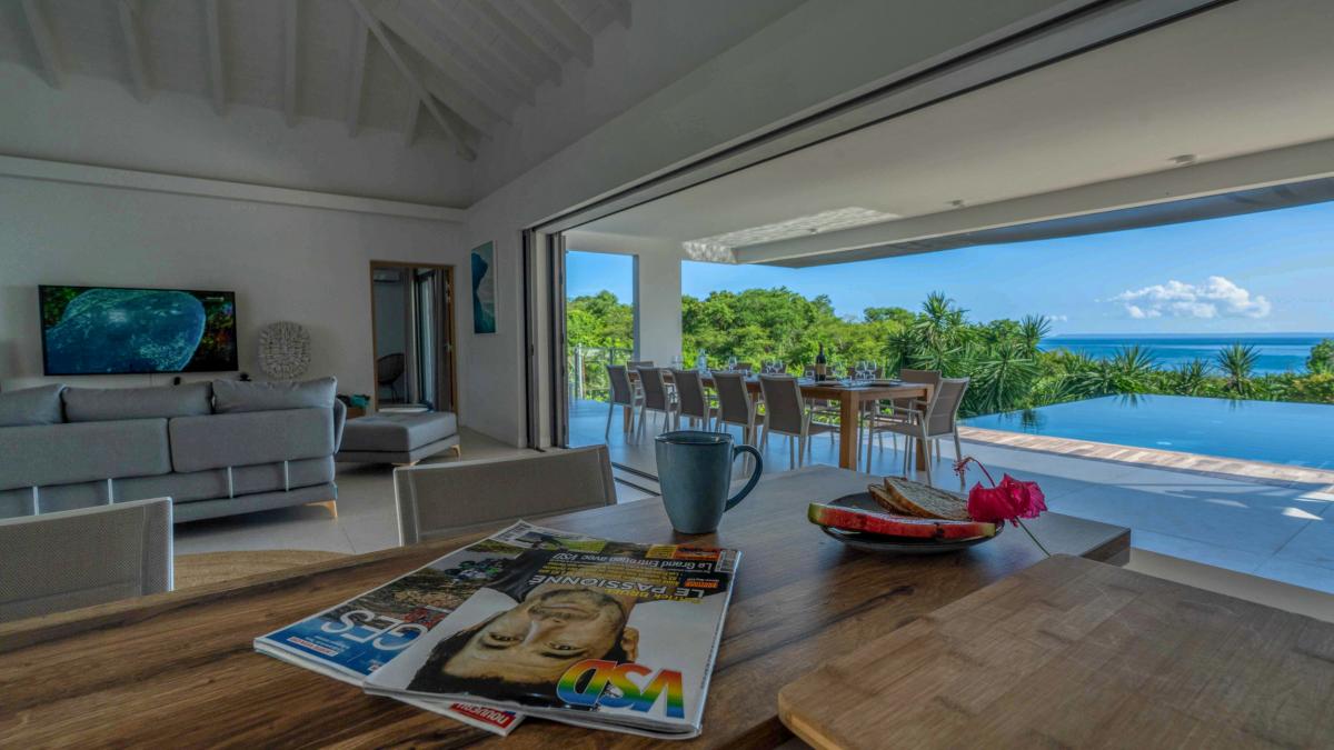 A louer St François guadeloupe villa 4 chambres 8 personnes avec piscine vue mer et accés plage