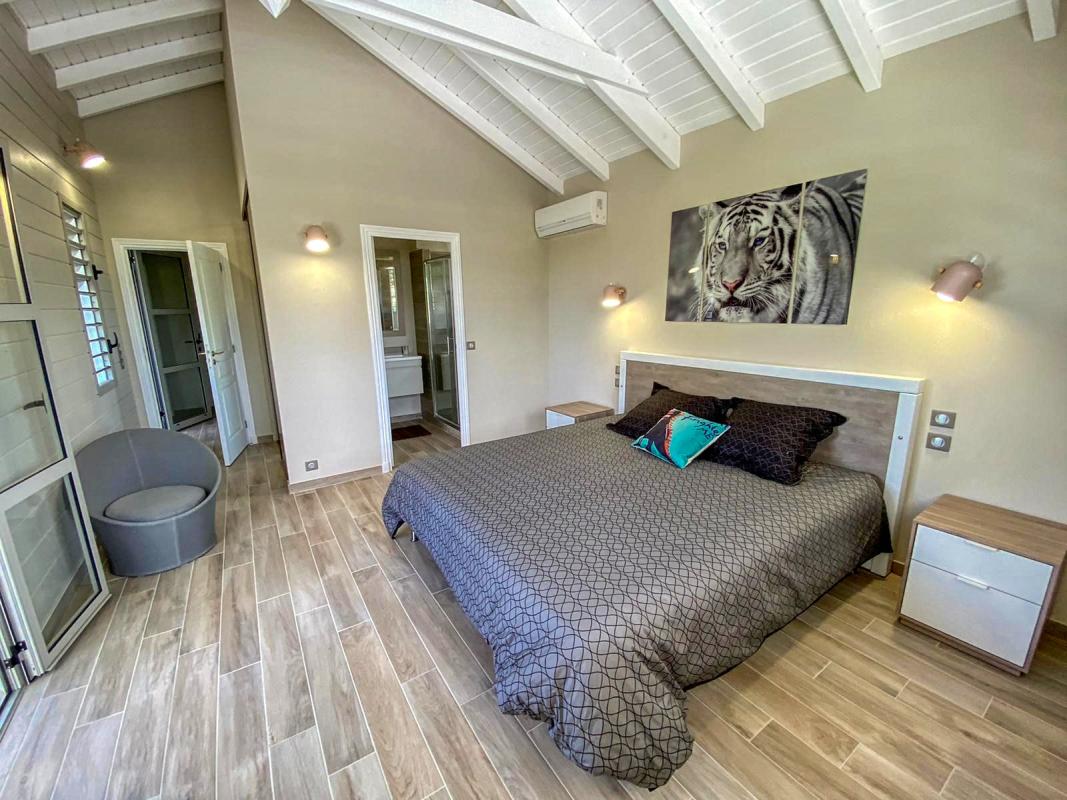 Location villa 4 chambres pour 8 personnes avec piscine à Saint François en Guadeloupe - villa Manzana 