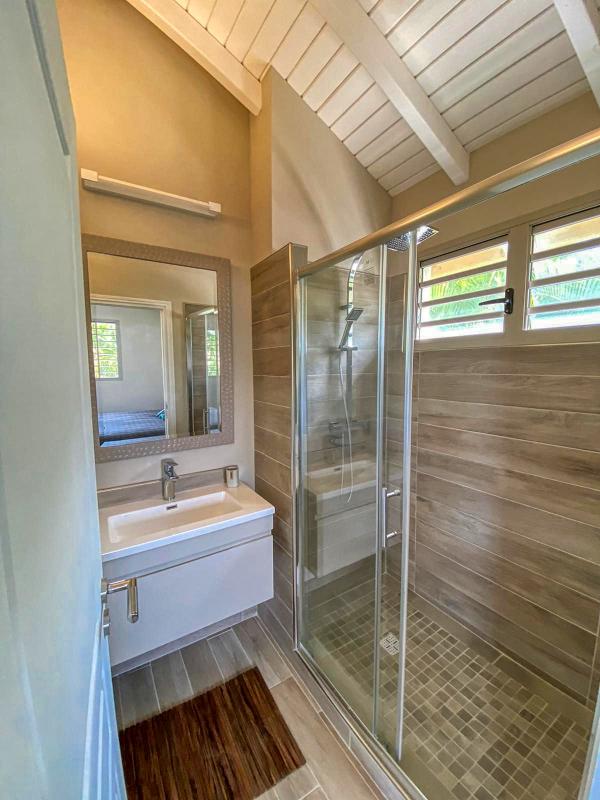 Location villa 4 chambres pour 8 personnes avec piscine à Saint François en Guadeloupe - villa Manzana 