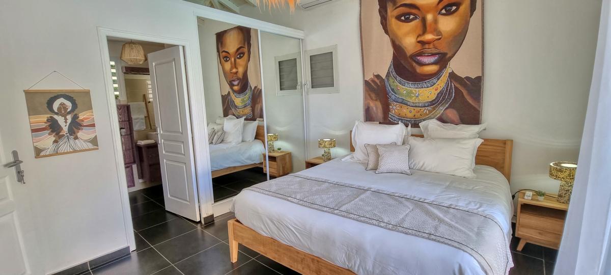 Location villa 5 chambres 10 personnes avec piscine à 100m de la plage à Saint François en Guadeloupe