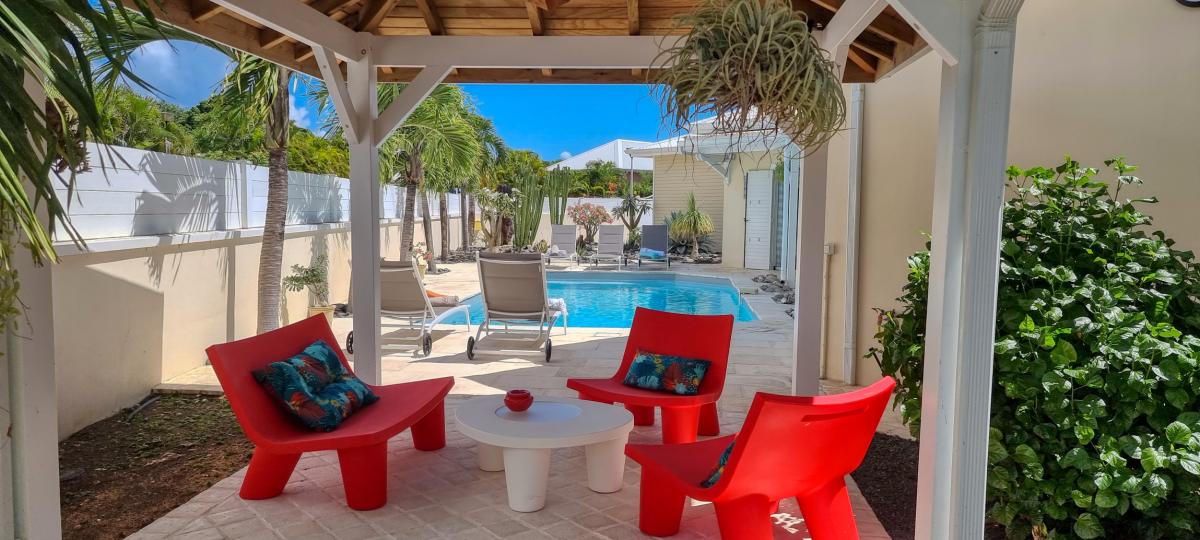 Location villa 5 chambres 10 personnes avec piscine à 100m de la plage à Saint François en Guadeloupe