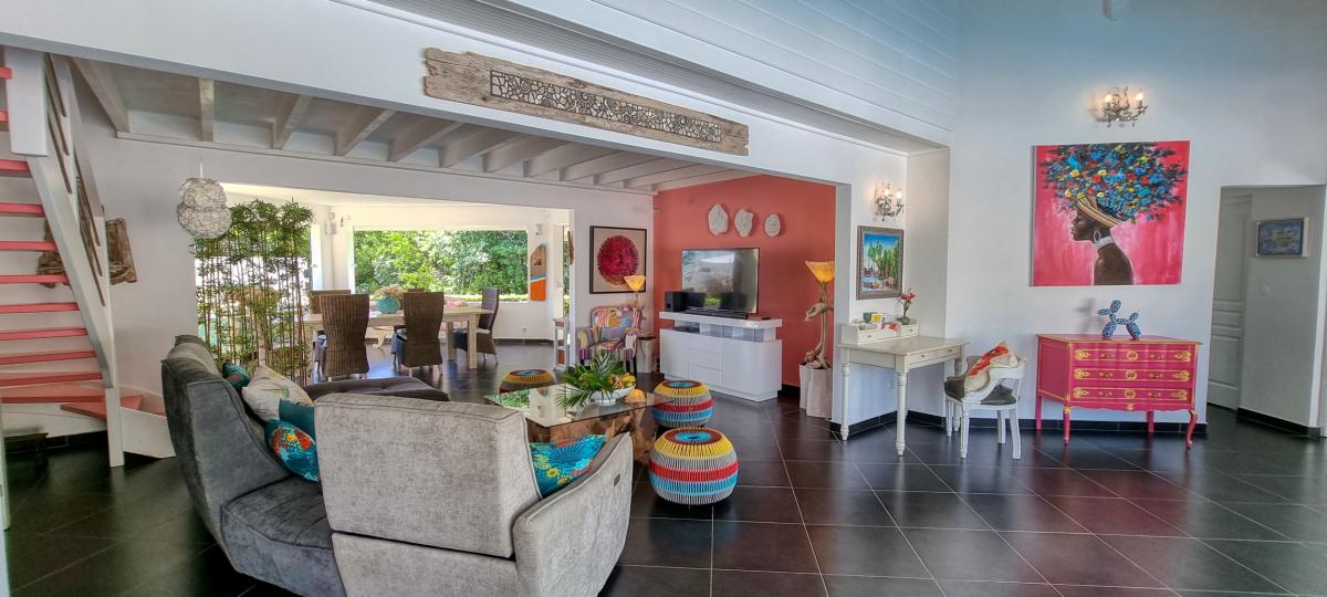 Location villa 5 chambres 10 personnes avec piscine à 100m de la plage à Saint François en Guadeloupe