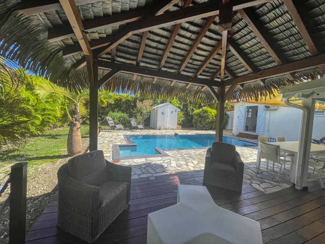 Location villa 4 chambres 11 personnes avec piscine à St François en Guadeloupe - carbet