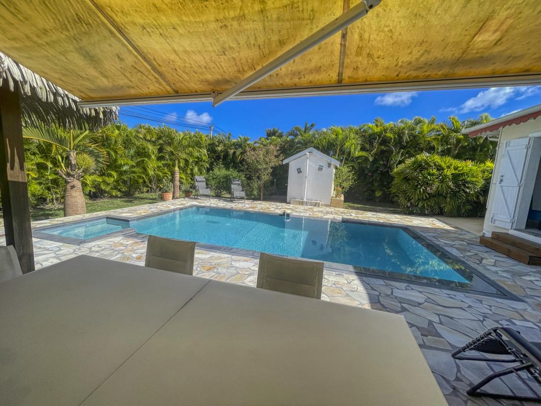 Location villa 4 chambres 11 personnes avec piscine à St François en Guadeloupe - cuisine bungalow