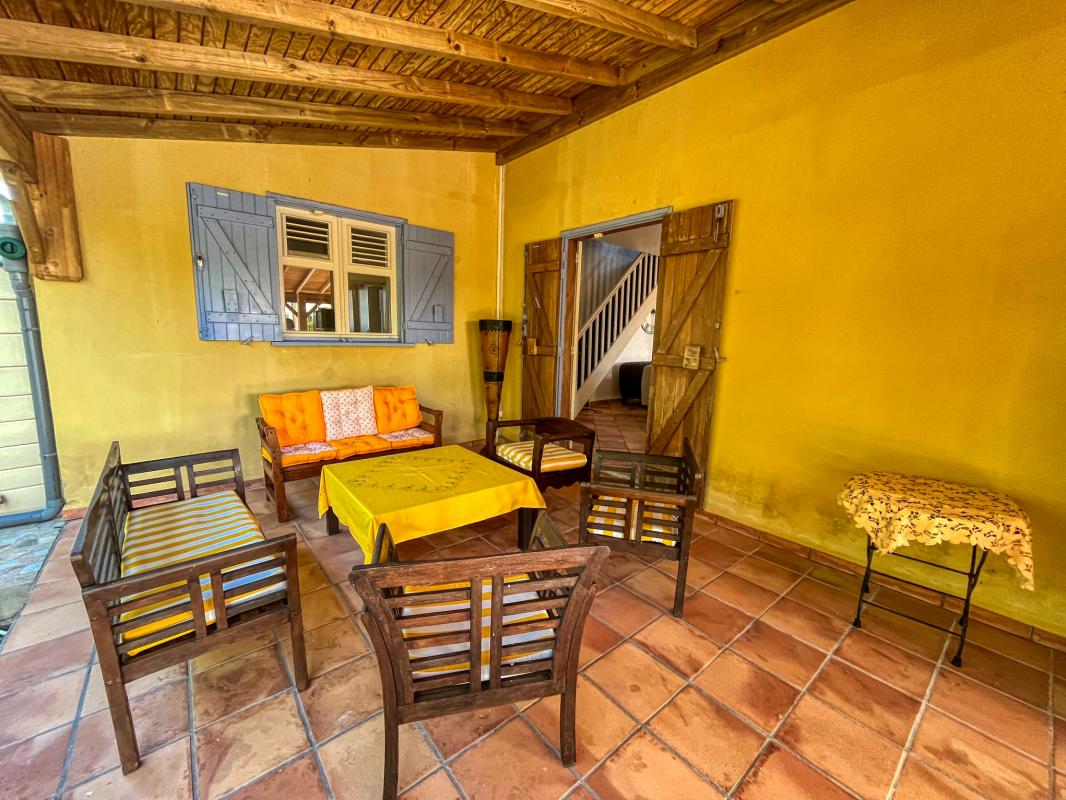 Location villa 3 chambres 6 personnes avec piscine à Saint François en Guadeloupe - terrasse