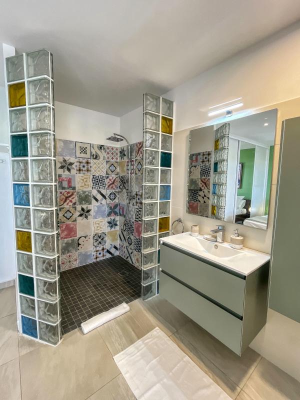 Villa en location en Guadeloupe Saint François - villa 2 chambres 4 personnes avec piscine 