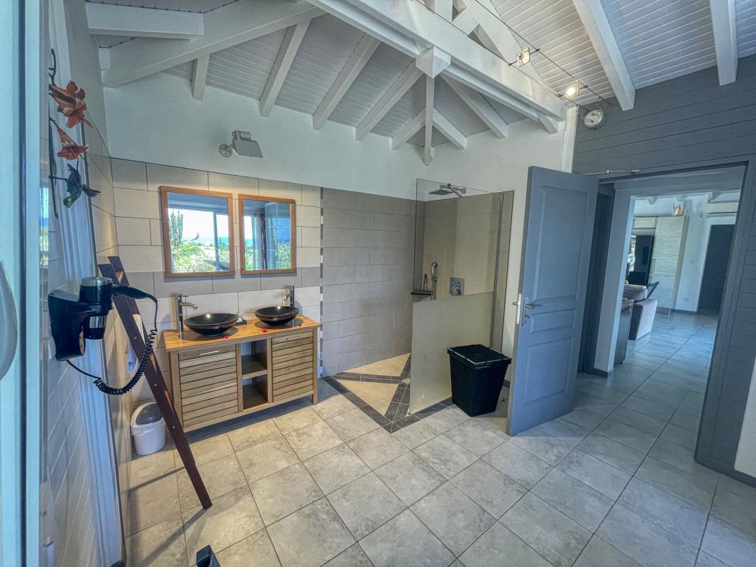 Location villa Guadeloupe Saint François - Villa 2 chambres 4 personnes - tout confort piscine vue mer