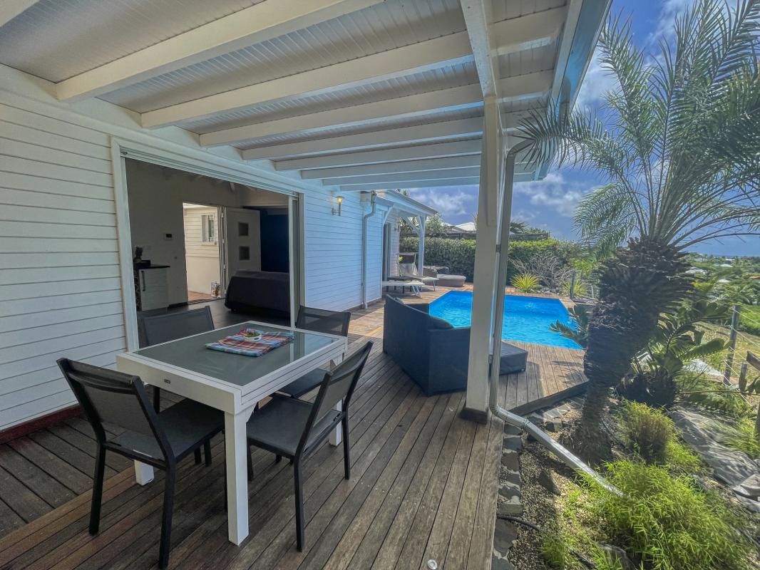 Location villa Guadeloupe Saint François - villa 1 chambre 2 adultes et 1 enfant - piscine et vue mer