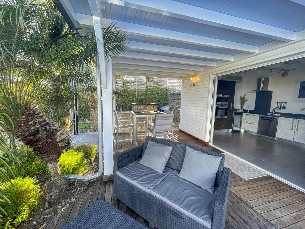 Location villa Guadeloupe Saint François - villa 1 chambre 2 adultes et 1 enfant - piscine et vue mer