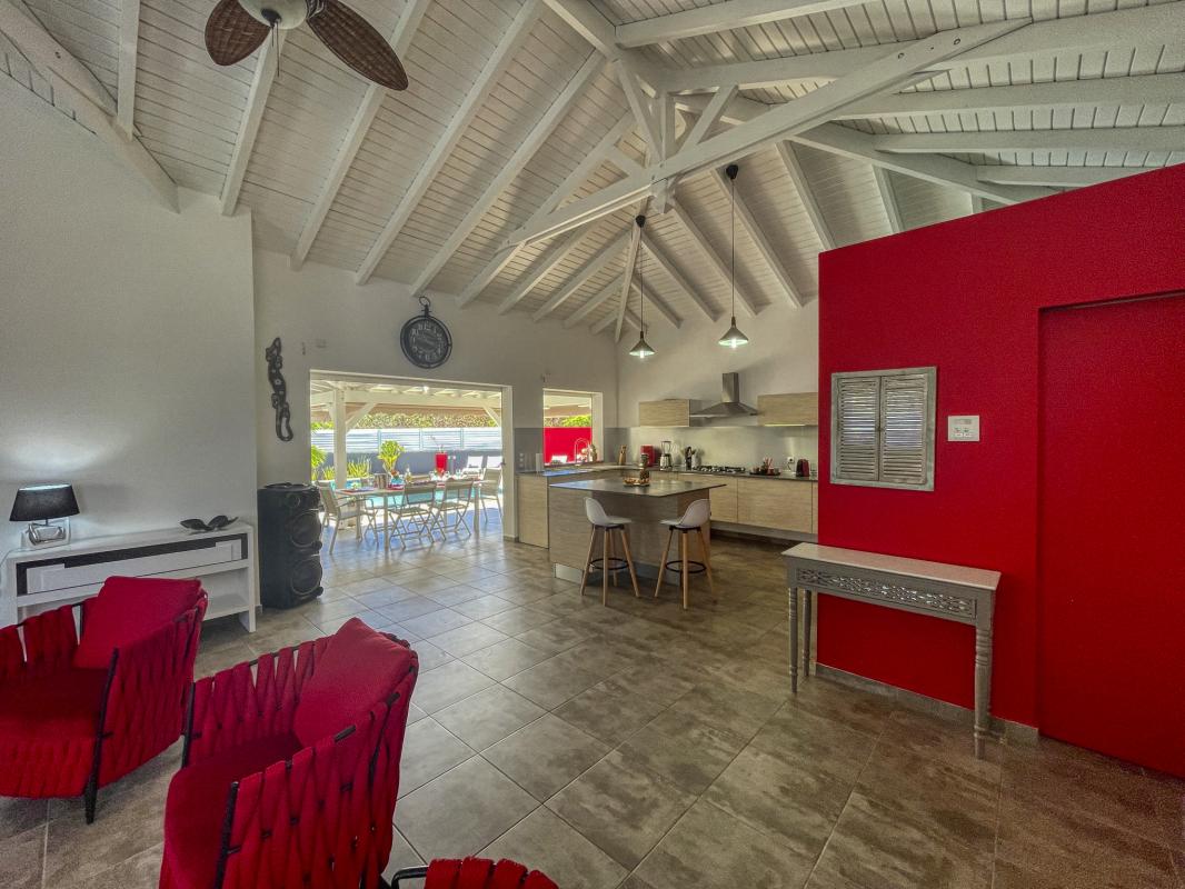 Location villa Guadeloupe Saint François - 3 suites avec salle de douche pour 6 personnes - piscine 
