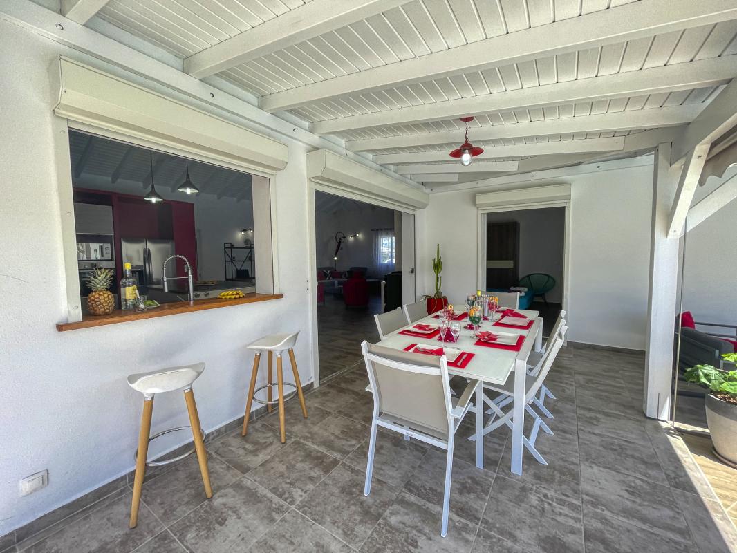 Location villa Guadeloupe Saint François - 3 suites avec salle de douche pour 6 personnes - piscine 