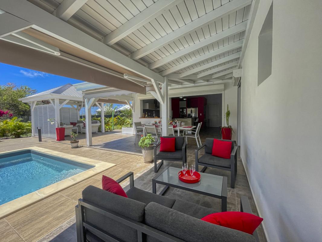 Location villa Guadeloupe Saint François - 3 suites avec salle de douche pour 6 personnes - piscine 