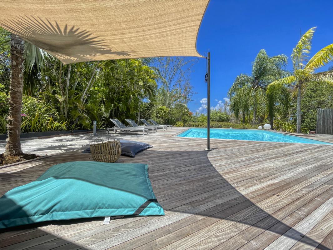 Location villa Guadeloupe 12 personnes piscine et sundeck