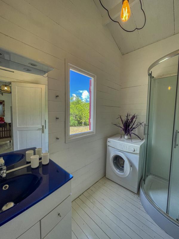 Location villa Guadeloupe 12 personnes salle de douche